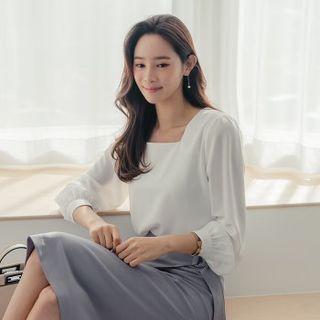 Square-neck Zip-back Blouse