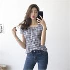 Arched Short-sleeve Check Blouse