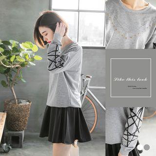 Geo Graphic& Studded Sweatshirt