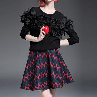 Floral Applique Long-sleeve T-shirt