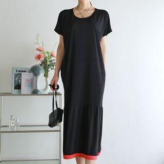 Round-neck Contrast-trim Long Dress
