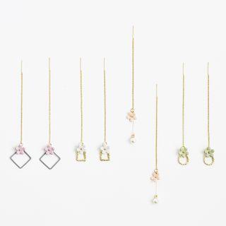 Resin Flower Drop Earring