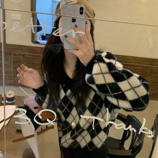 Fluffy Argyle Sweater Black & White - One Size