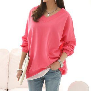 Over-fit Wide V-neck Sweatshirt