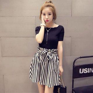 Set: Short-sleeve Knit Top + Pinstriped A-line Skirt