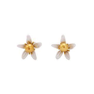 Simple And Fashion Enamel Flower Stud Earrings With Imitation Pearls Golden - One Size