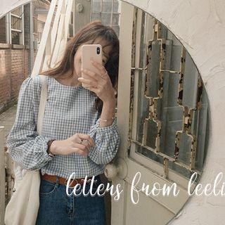 [exclusive] Keyhole-back Plaid Blouse