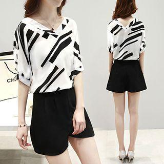 Set: Elbow-sleeve Print Top + Shorts