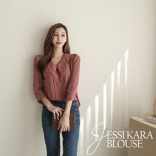 Chelsea-collar 3/4-sleeve Blouse