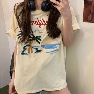 Short-sleeve Printed T-shirt Light Yellow - One Size