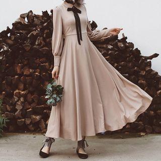 Bow Accent Puff-sleeve Midi A-line Dress