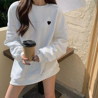 Heart Detail Sweatshirt