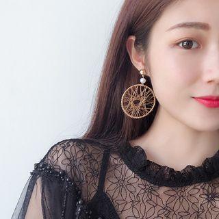 Exaggerated Round Wire Earring