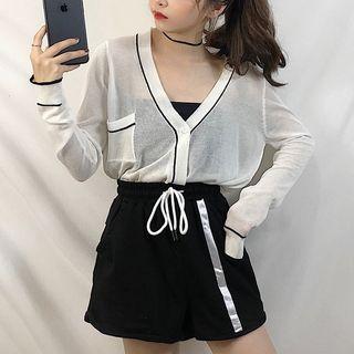 V-neck Long-sleeve Knit Top / Shorts