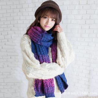 Gradient Cable-knit Scarf