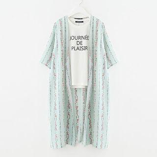 Set: Lettering Short Sleeve T-shirt + Floral Print Long Chiffon Coat