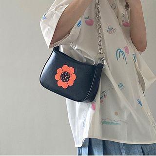 Chain Flower Print Faux Leather Shoulder Bag Black - One Size