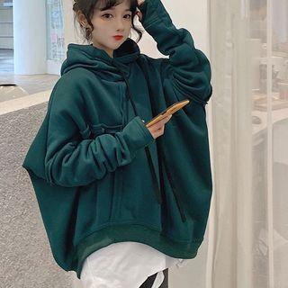 Ripped T-shirt / Plain Hoodie