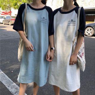Color-block Print Loose-fit Short-sleeve Dress