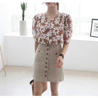 V-neck Puff Short-sleeve Floral Blouse