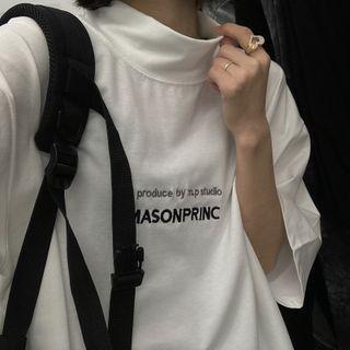 Elbow-sleeve Mock-neck Lettering T-shirt
