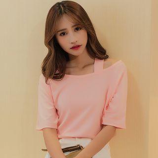 Cutout Shoulder T-shirt