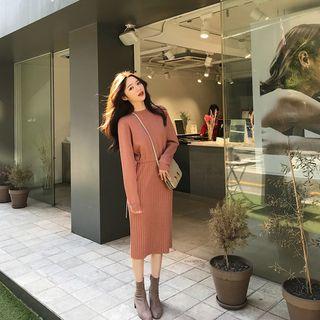 Tie Waist Midi Sweater Dress