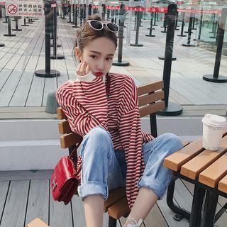 Set: Striped Sweatshirt + Distressed Tapered Jeans