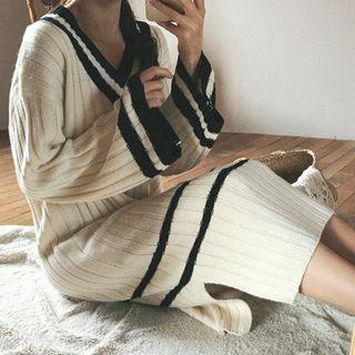 V-neck Slit-hem Sweater Dress