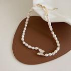 Butterfly Freshwater Pearl Choker White & Gold - One Size