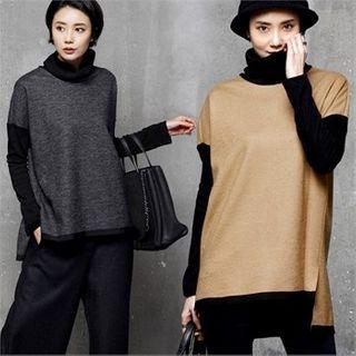 Turtle-neck Color-block Wool Blend Knit Top