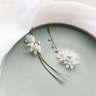 Non-matching Acrylic Flower Fringed Earring