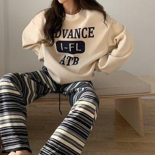 Lettering Sweatshirt / Striped Wide Leg Pants