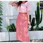 Strawberry Print Short-sleeve T-shirt / Checked Midi Straight-fit Skirt