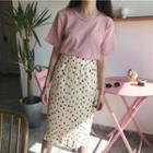 Plain Short Sleeve T-shirt / Dotted Pleated Skirt