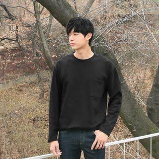 Round-neck Pocket-front Colored T-shirt