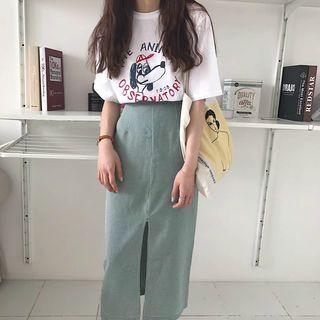 Dog Print Short-sleeve T-shirt / Plaid Midi Skirt