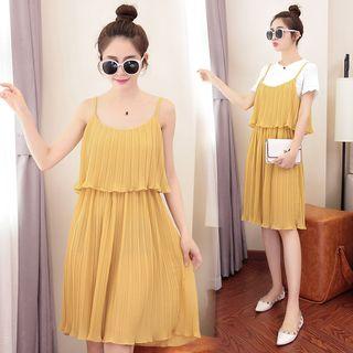 Set: Top + Sleeveless Pleated Dress