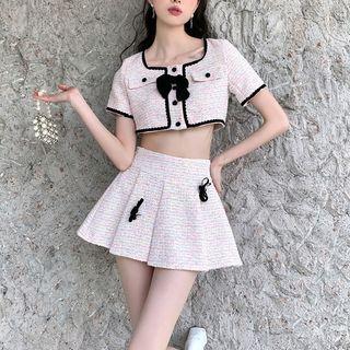 Short-sleeve Contrast Trim Crop Jacket / A-line Skirt