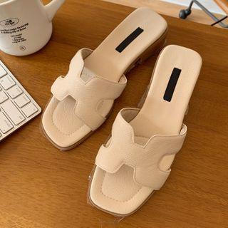 Colored Cutout Low-heel Sandals