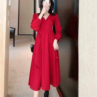 Ribbon Applique V-neck A-line Midi Dress