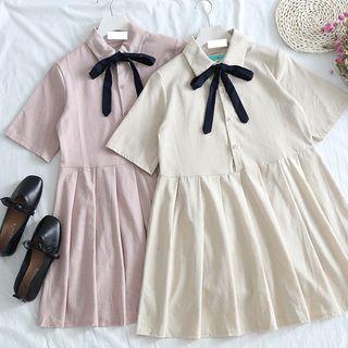 Bow Accent Short-sleeve Collared Dress