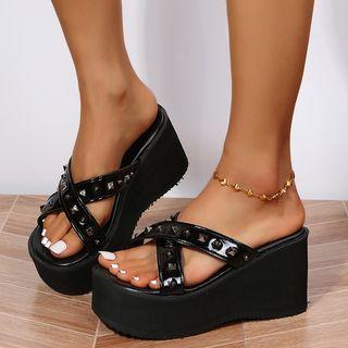 Wedged-heel Cross Strap Sandals