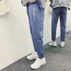 Embroidered Straight Cut Cropped Jeans