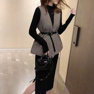 Mock-turtleneck Long-sleeve T-shirt / Belted Houndstooth Vest / Midi Knit Skirt / Set