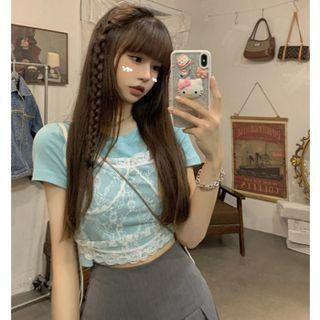 Short-sleeve T-shirt / Lace Camisole Top / Pleated A-line Skirt