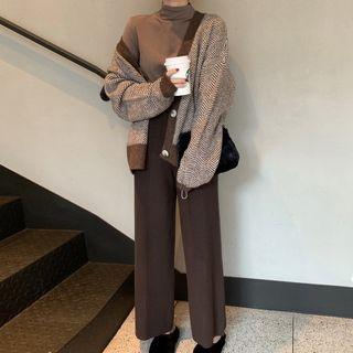 Long-sleeve Mock Neck T-shirt / Herringbone Cardigan / Knit Wide-leg Pants