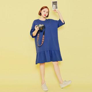 Ruffle-hem Loose-fit T-shirt Dress