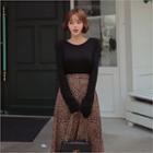 Round-neck Strap-back T-shirt