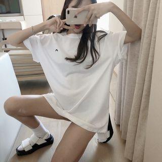 Moon Embroidered Short-sleeve T-shirt T-shirt - White - One Size